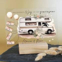Acrylschild mit Wohnmobil & Blumenmotiv inkl. Wunschnamen zur Hochzeit