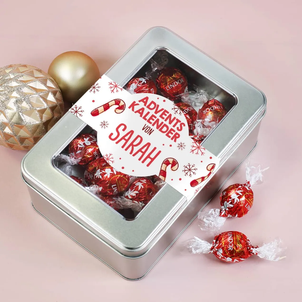 Adventskalender mit 24 Lindorkugeln und Namensaufdruck