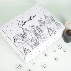 Adventskalender mit persönlichem Aufdruck - verschneite Stadt -