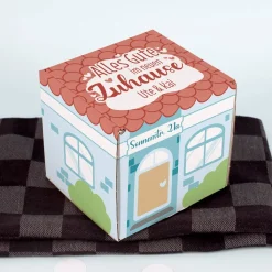 Alles Gute im neuen Zuhause - Schnaps-Geschenkset zum Einzug verpackt als kleines Haus