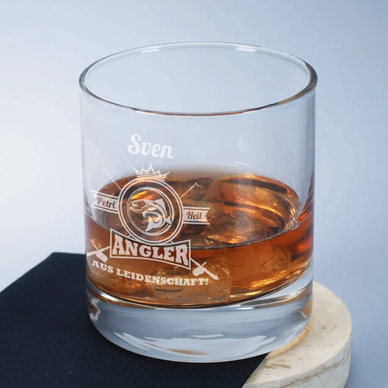 Angler aus Leidenschaft - graviertes Whiskyglas mit Name