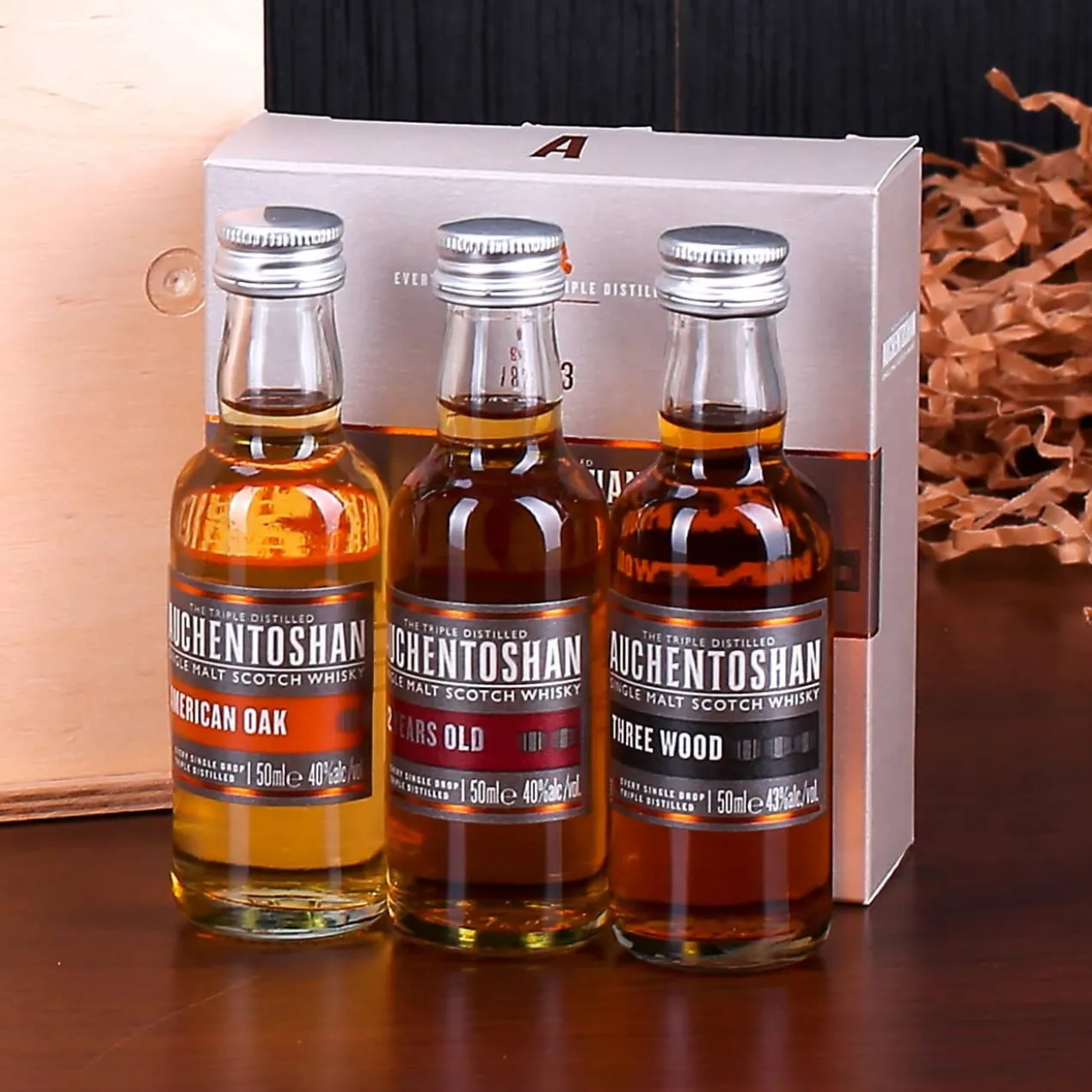 Auchentoshan Whisky für echte Kerle in bedruckter Holzkiste mit 2 Whiskygläser