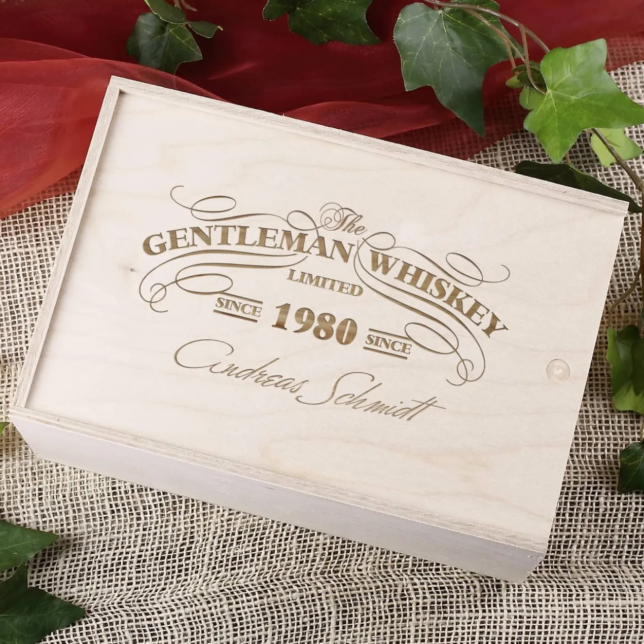 Auchentoshan Whisky Geschenkset mit 2 Gläsern und 3 Whiskys