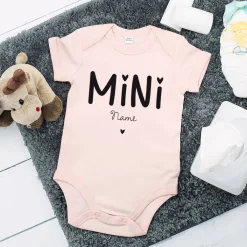Babybody in rosa mit Name für MINI - Mädchen
