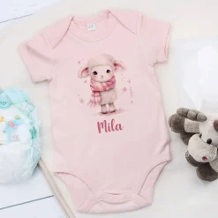 Babybody in Rosa mit Schäfchen und Wunschtext