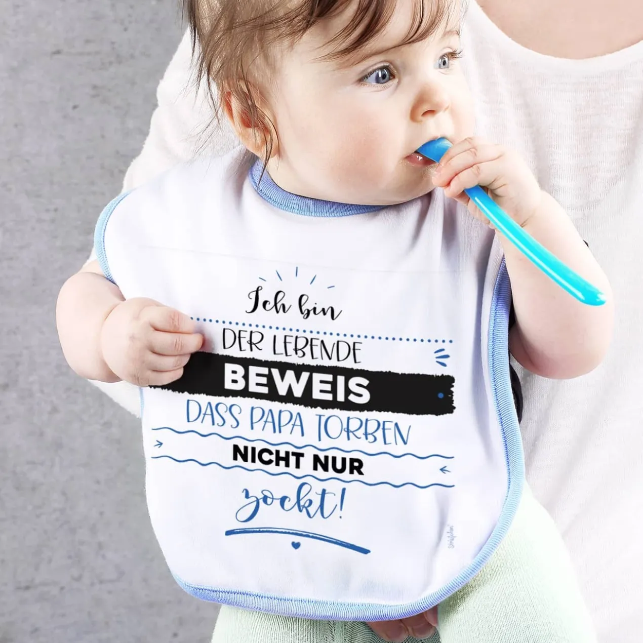 Baby Lätzchen in weiß/blau mit Ihrem Spruch persönlich bedruckt