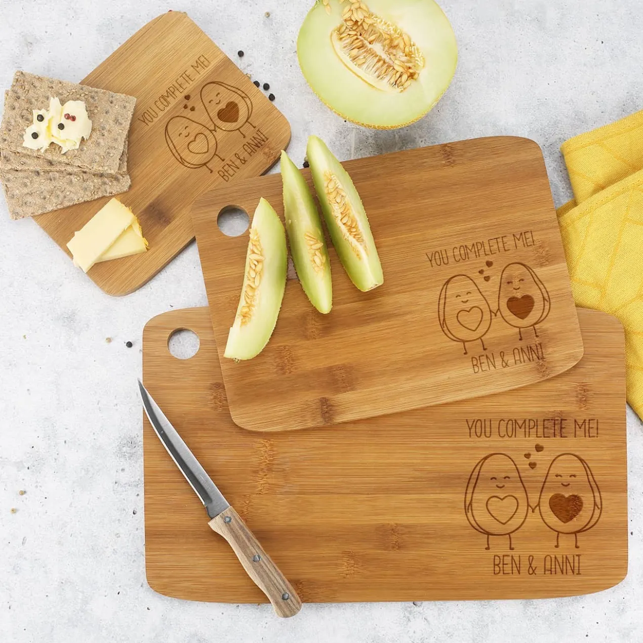 Bambusbrettchen im 3er Set mit Avocado Pärchen und Namen graviert