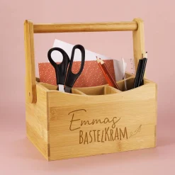 Bastelkram - Bambuskiste für Buntstifte und Bastelutensilien mit Ihrem Wunschnamen