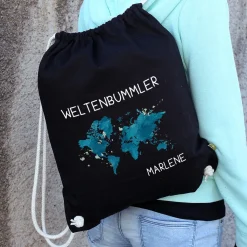 Baumwoll-Sportbeutel für Weltenbummler mit Namen in Schwarz
