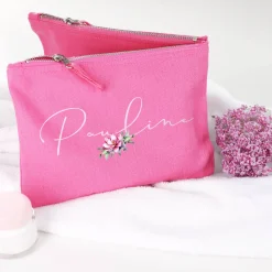 Beautycase mit Magnolienblüte und Name