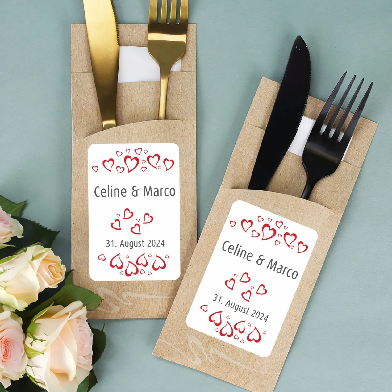 Bedruckte Bestecktaschen im 10-er Set zur Hochzeit mit Herzen