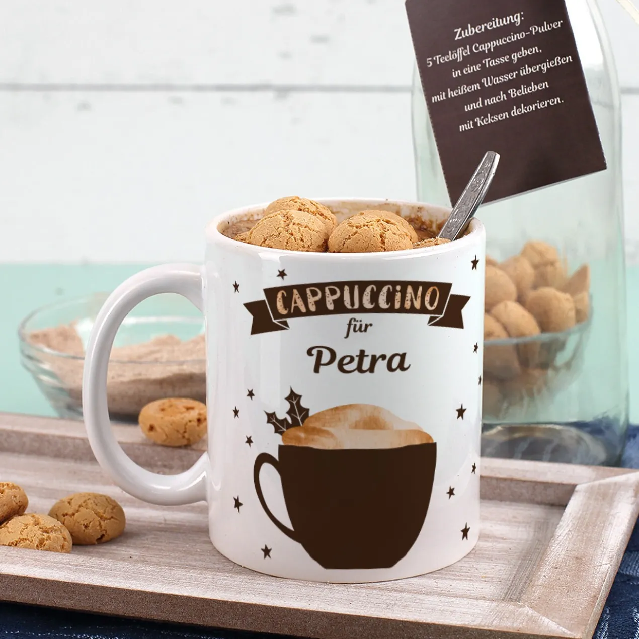 Bedruckte Tasse Winter-Cappuccino mit Name