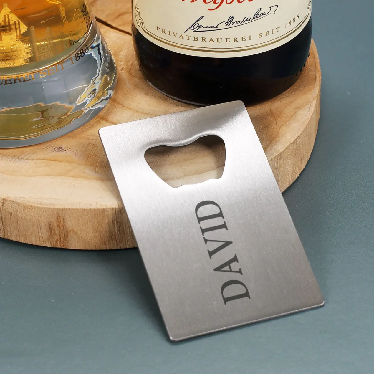 Bier Geschenkset mit Weißbier, Glas und Flaschenöffner in Geschenkbox
