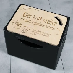 Bier kalt stellen ist wie kochen - Bierkastendeckel als Sitz mit persönlicher Gravur