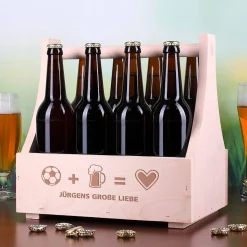 Bierträger aus Holz für Fußballfans mit Wunschtext graviert