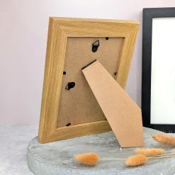 Bilderrahmen für 10 x 15 cm Fotos | Holzoptik mit weißem Innenrahmen