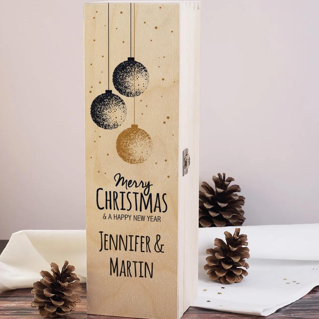 Biorebe Wein in bedruckter Holzbox zu Weihnachten | Bienenfreundlich, Nachhaltig, Vegan