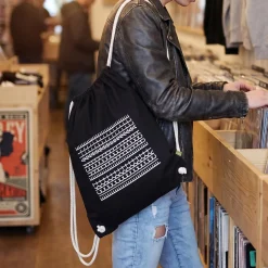 BIO Turnbeutel & Rucksack 'F*ckt euch alle' als lustiges Geschenk mit versteckter Botschaft in Schwarz