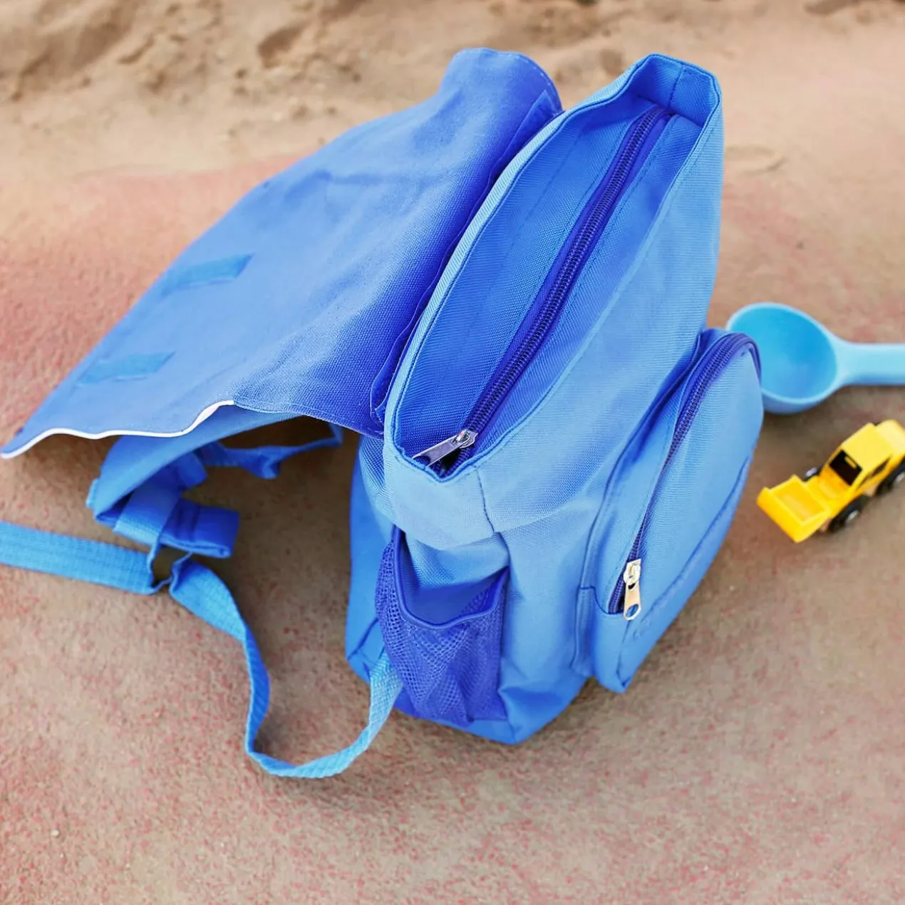 Blauer Kinderrucksack mit Polizeiauto und Name | Personalisierter Polizei Kindergartenrucksack