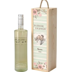 BREE Wein in bedruckter Geschenkverpackung zur Hochzeit