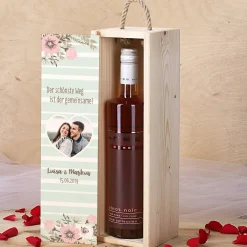 BREE Wein in bedruckter Geschenkverpackung zur Hochzeit