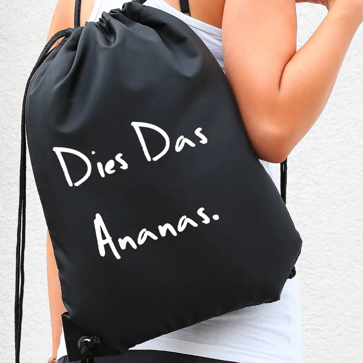 Bunte Rucksäcke mit Ihrem individuellen Wunschtext bedruckt