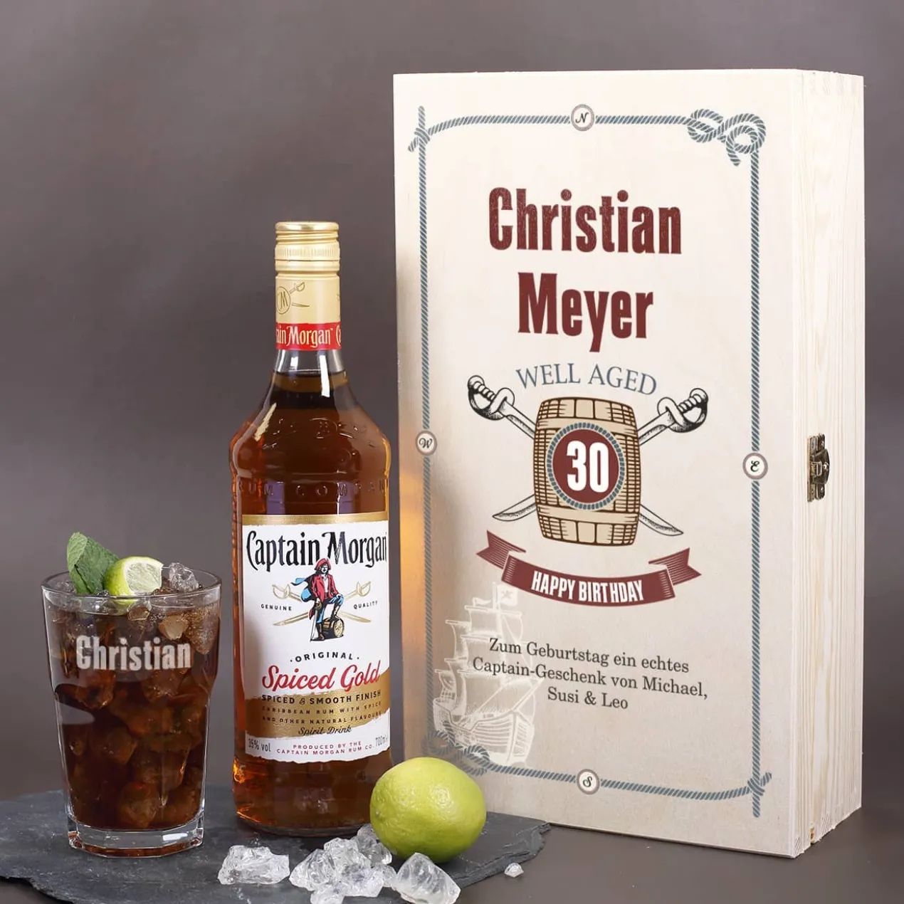 Captain Morgan - Set zum Geburtstag in edler Holzbox mit graviertem Longdrinkglas