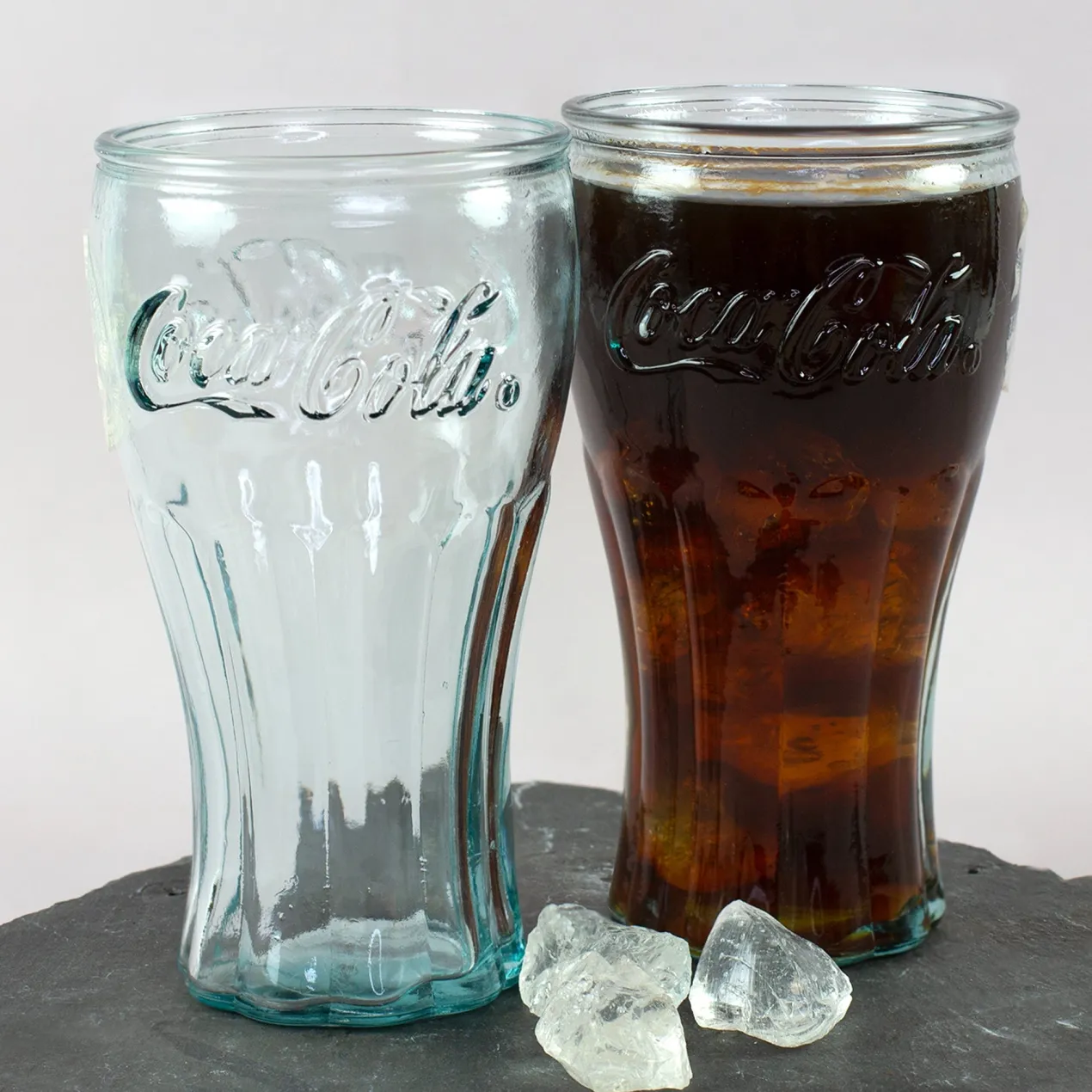 Coca-Cola Glas in klassischer retro Form 400ml | Trinkglas als Geschenk | Nachhaltig & Handgefertigt