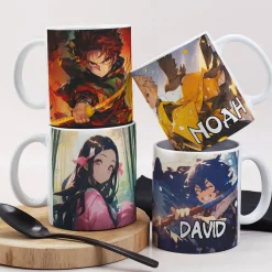 Coole Anime Tasse mit sechs Charakteren und Name