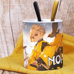 Coole Anime Tasse mit sechs Charakteren und Name
