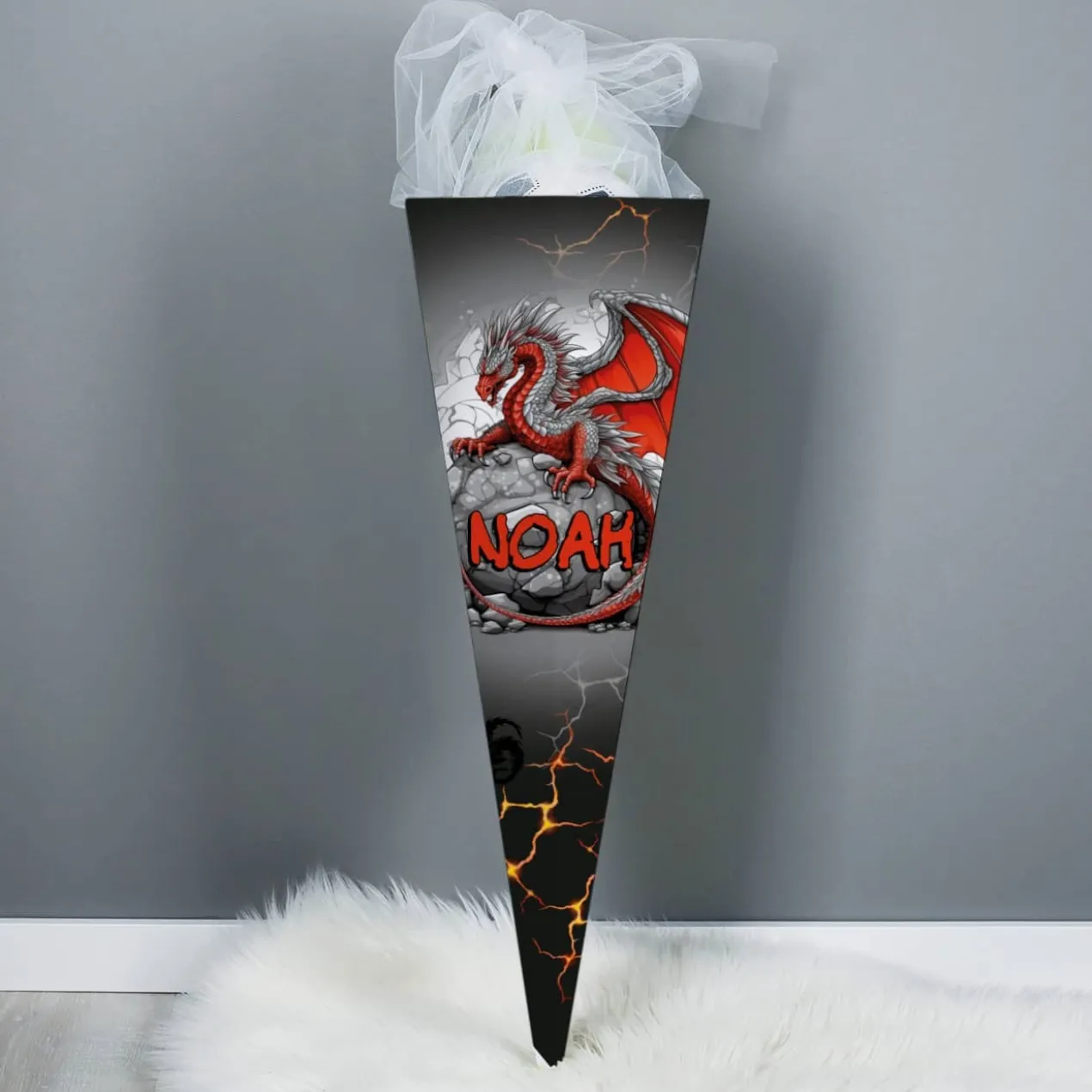 Coole Schultüte mit rotem Drache und Name