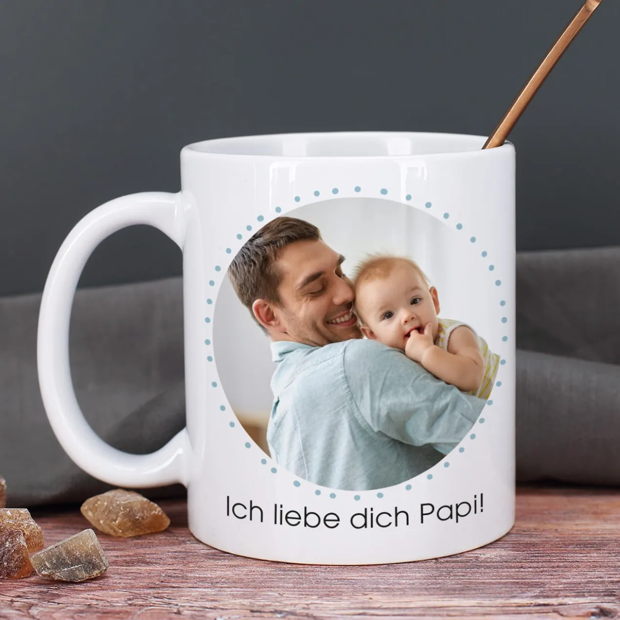 Das größte Glück ist, einen Papa wie Dich zu haben. - Fototasse zum Vatertag