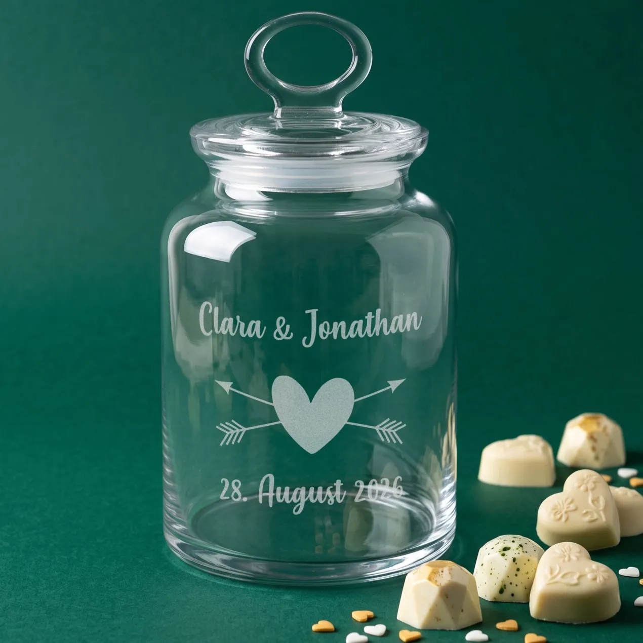 Das perfekte Hochzeitsgeschenk - Gravierte Glasdose mit Herz und Wunschtext graviert