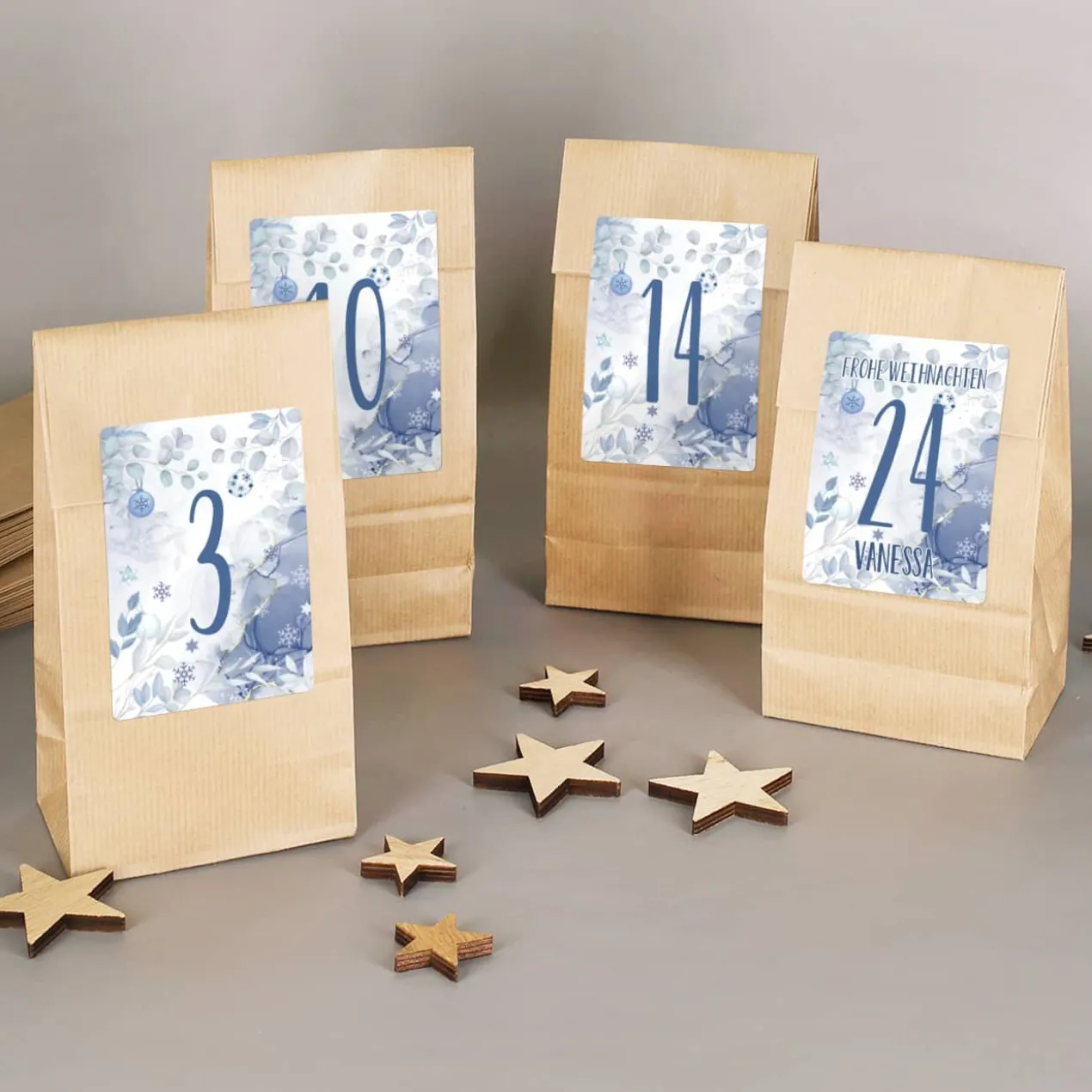 DIY Adventskalender im Watercolor Design mit 24 Aufklebern und Papiertüten