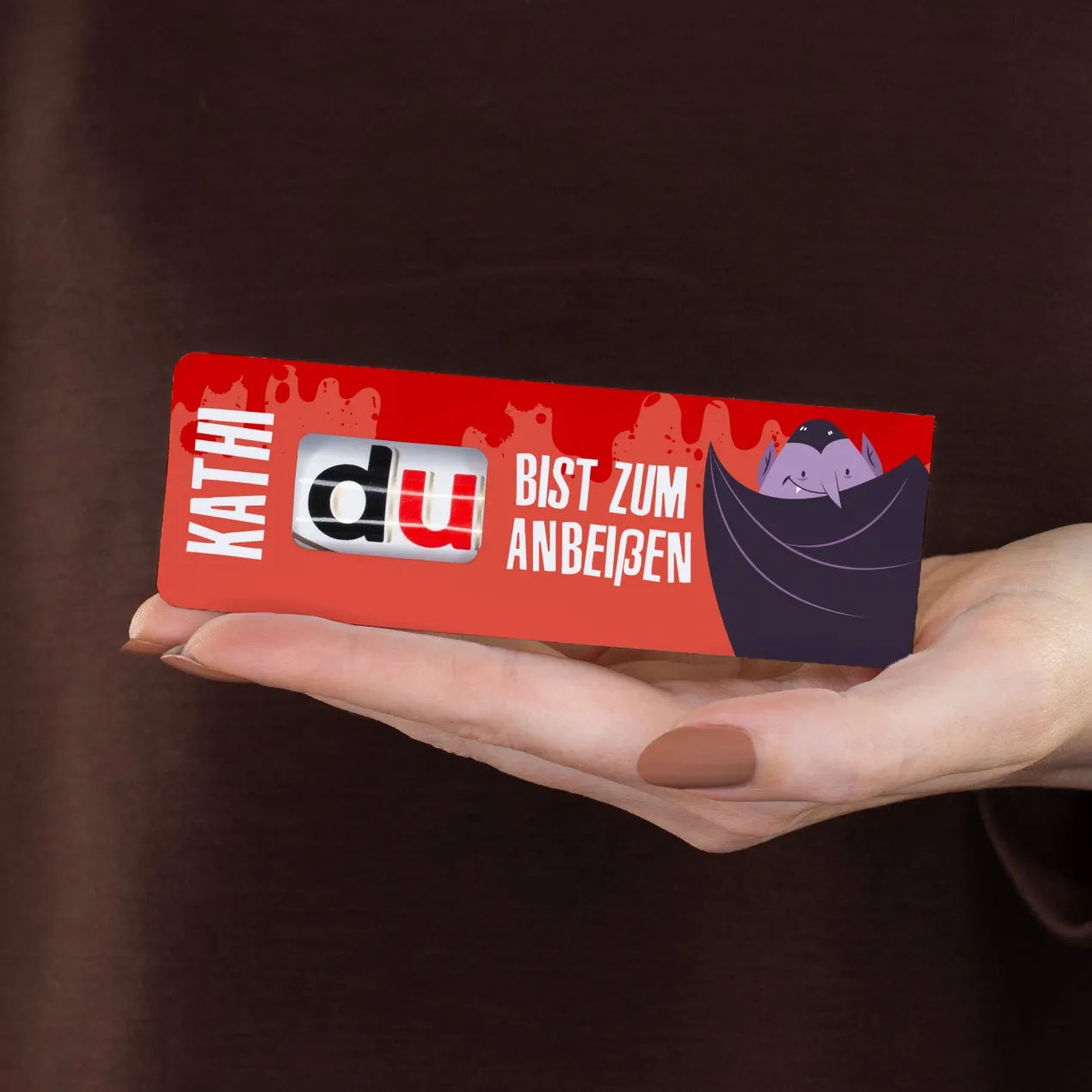 duplo Riegel zu Halloween in personalisierter Geschenkverpackung mit Name | Du bist zum Anbeißen