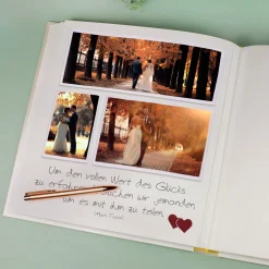 Edles Hochzeitsalbum mit glänzender Prägung personalisiert mit Namen und Datum | Fotobuch zur Hochzeit