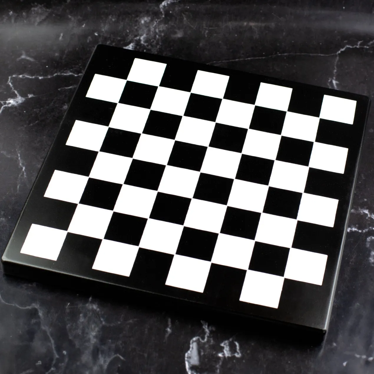 Edles Whisky Dekantier Set graviert mit Name & Wunschtext | Schach Dekanter mit König Karaffe, Gläsern