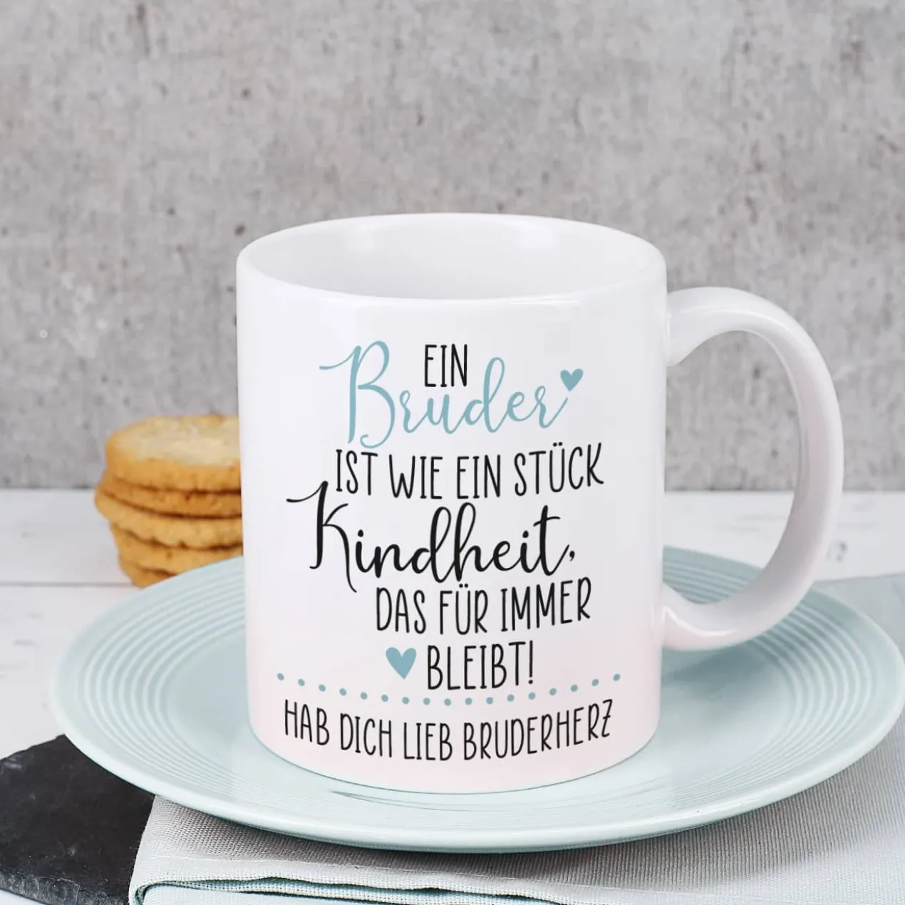 Eine Schwester / Ein Bruder ist wie ein Stück Kindheit - Tasse mit Ihrem Wunschtext