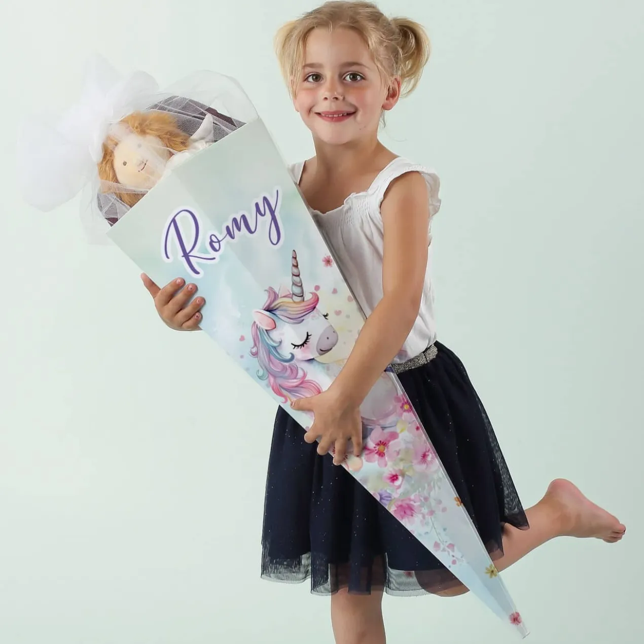 Einhorn - Schultüte mit Name und Blumen bedruckt