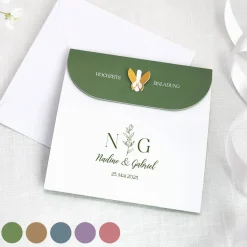 Einladungskarte zur Hochzeit mit Schmetterlingsverschluss