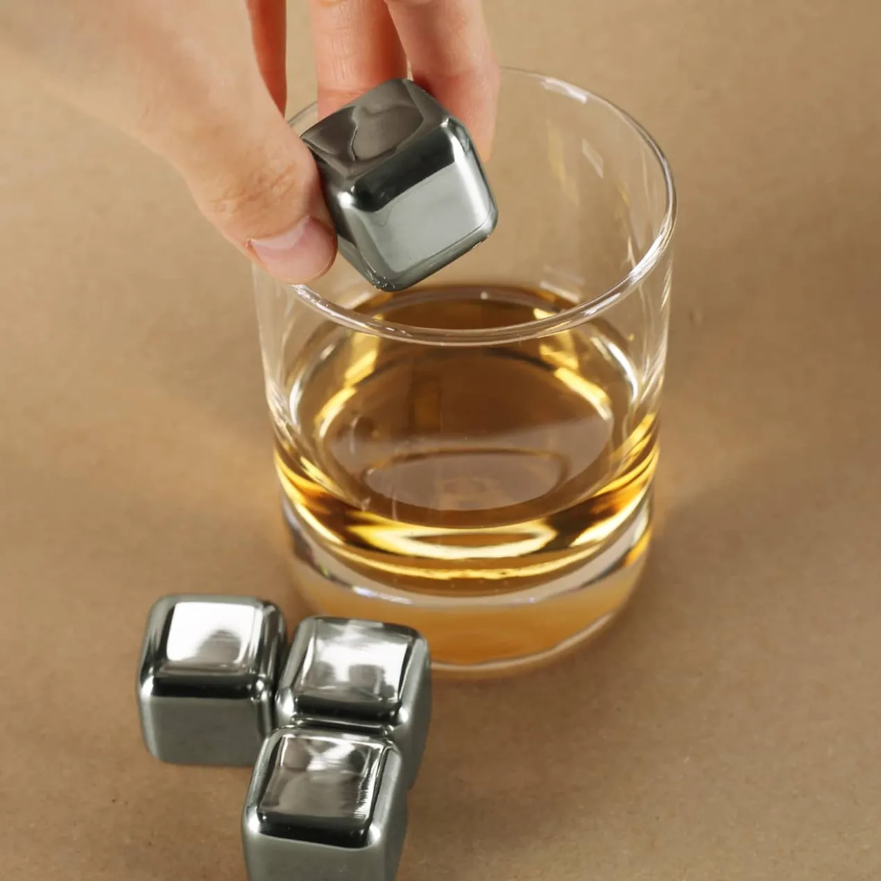 Eiswürfel aus Edelstahl 4 Stück