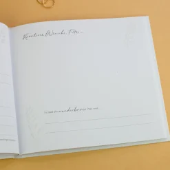 Elegantes Gästebuch zur Hochzeit personalisiert mit Namen & Datum | Illustriertes Erinnerungsbuch