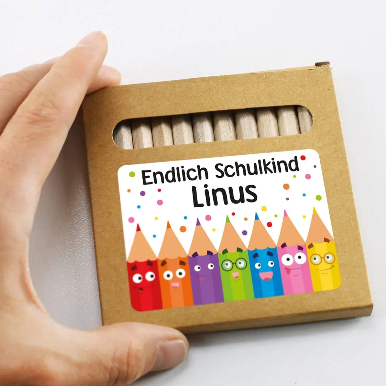 Endlich Schulkind - Malbuch zum Schulanfang mit Name DIN A4