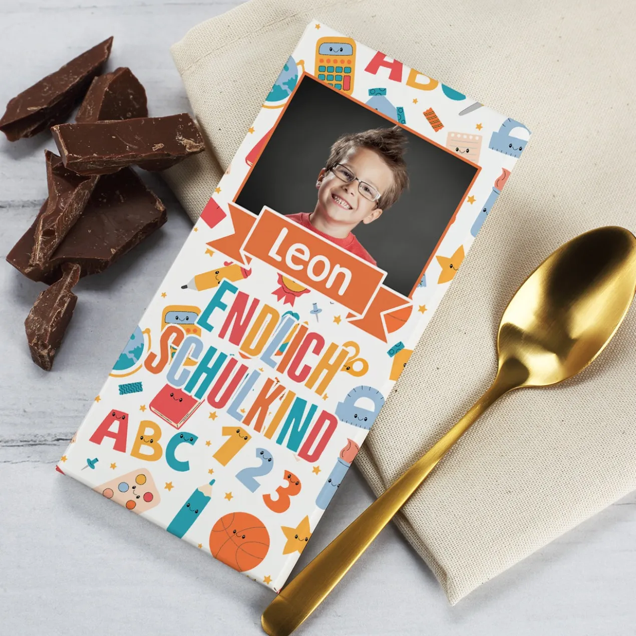 Endlich Schulkind - Schokolade zur Einschulung personalisierbar mit Foto und Wunschname