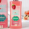 Erdbeer-Duschgel mit Watercolor-Blumenranken und Name