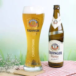 Erdinger Weissbräu Weizenbierglas mit Ihrem Wunschnamen graviert