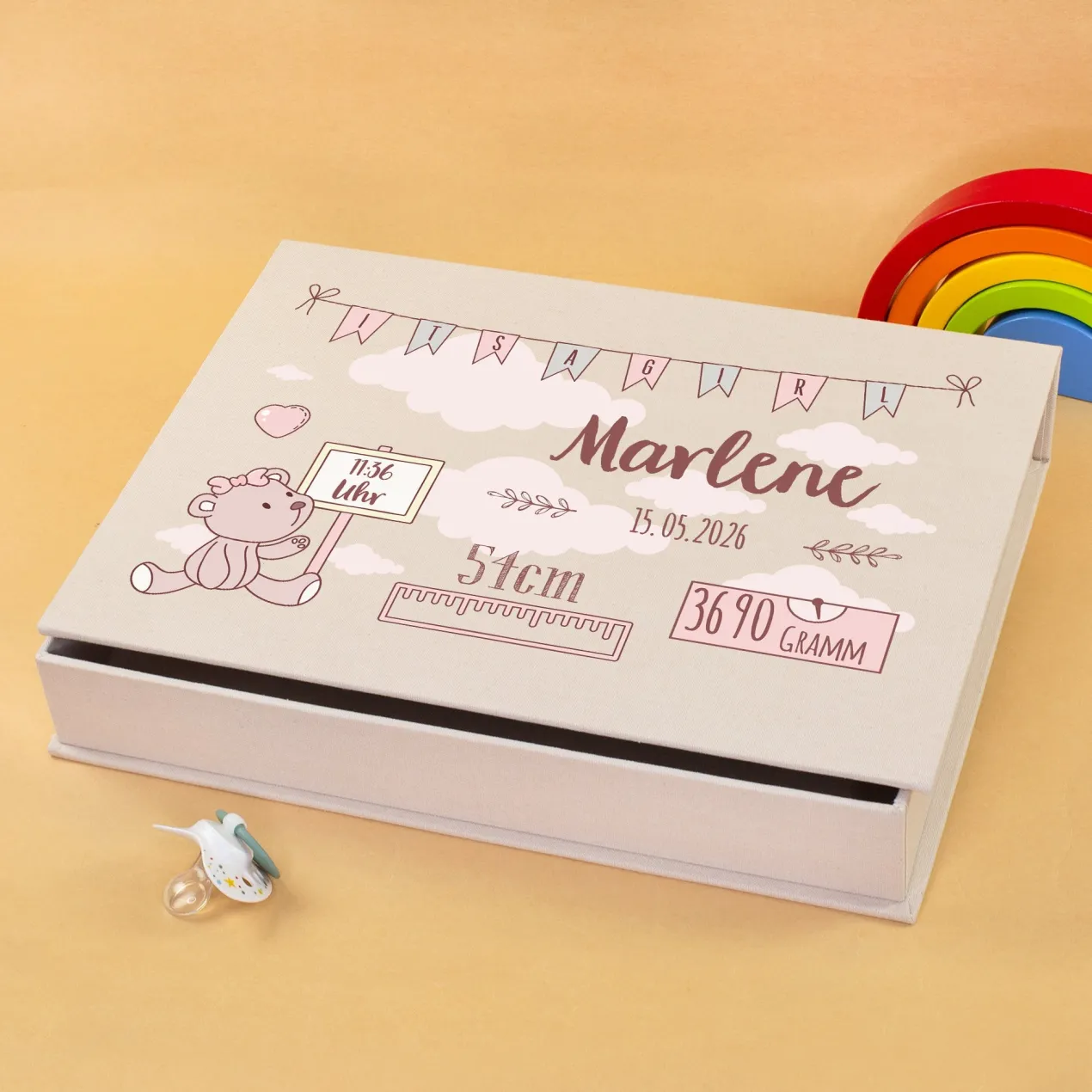 Erinnerungsbox als Geschenk zur Geburt für Mädchen mit Geburtsdaten | Fotobox als Coffee Table Book