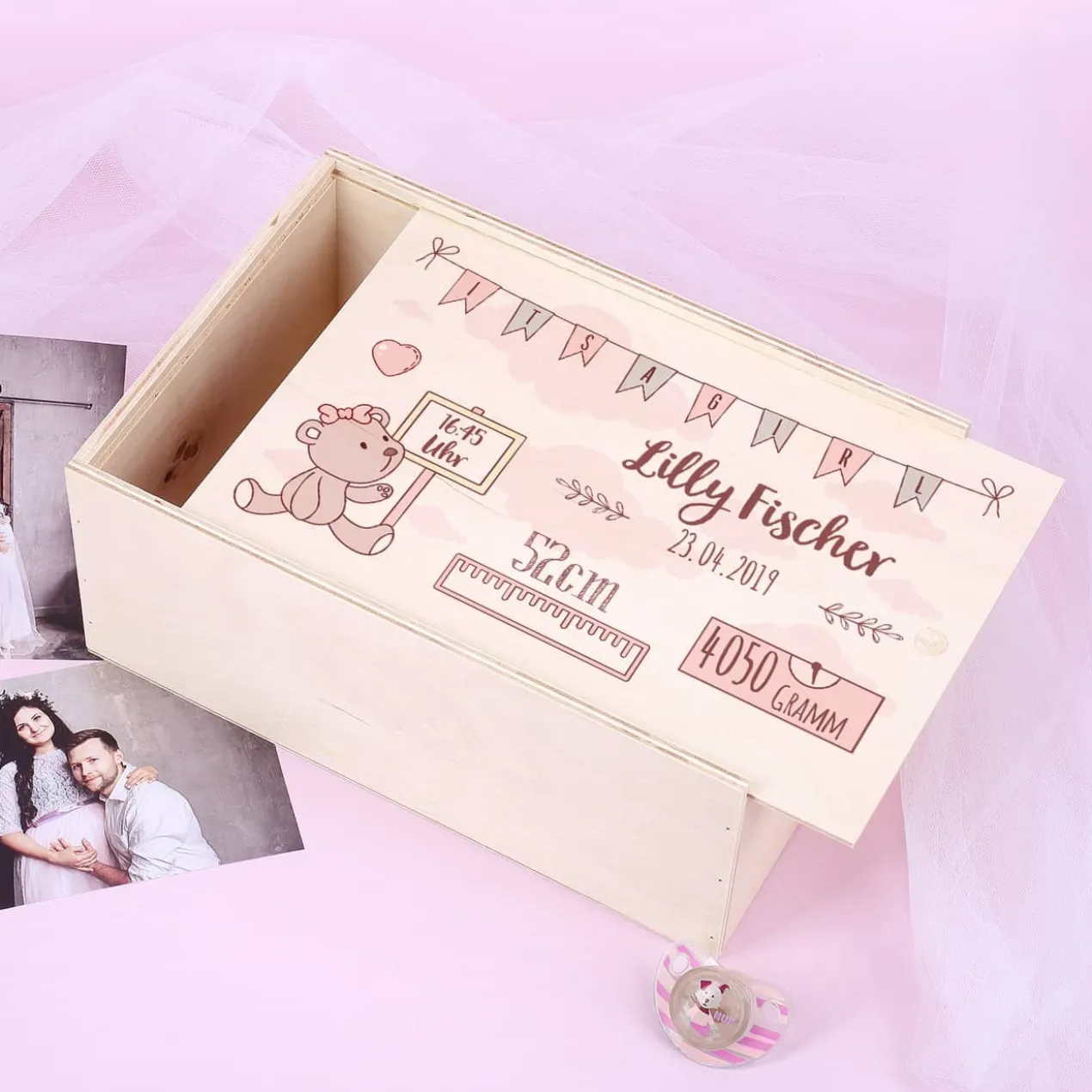 Erinnerungsbox aus Holz zur Geburt für Mädchen