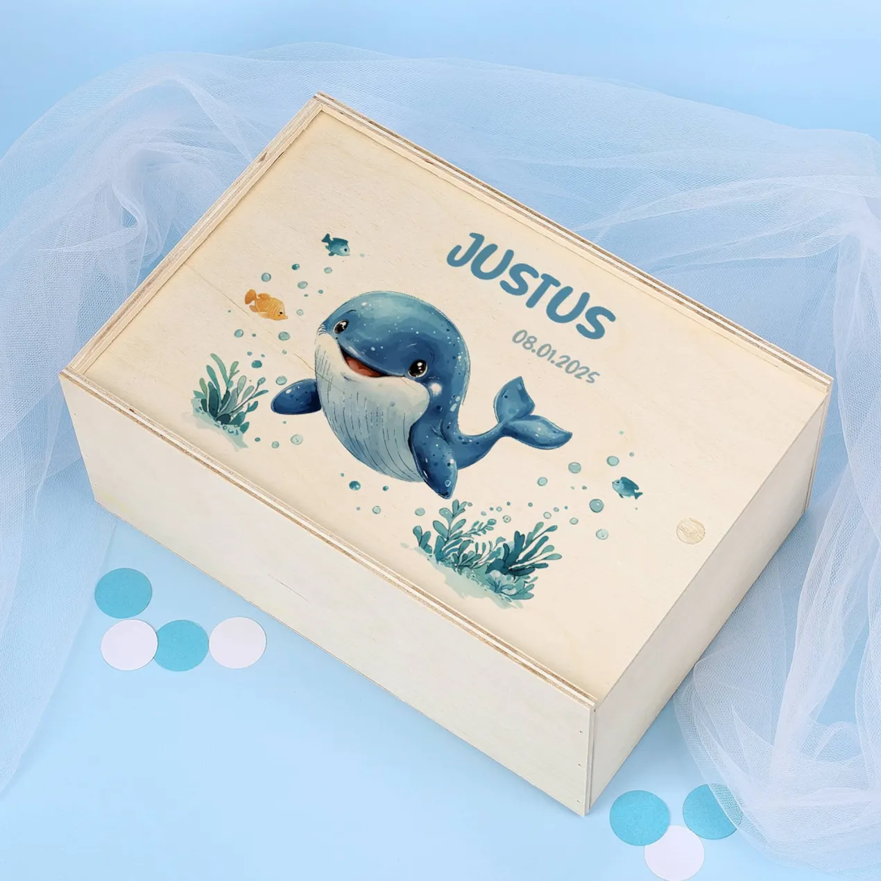 Erinnerungsbox mit Wal, Wunschname und Geburtsdatum