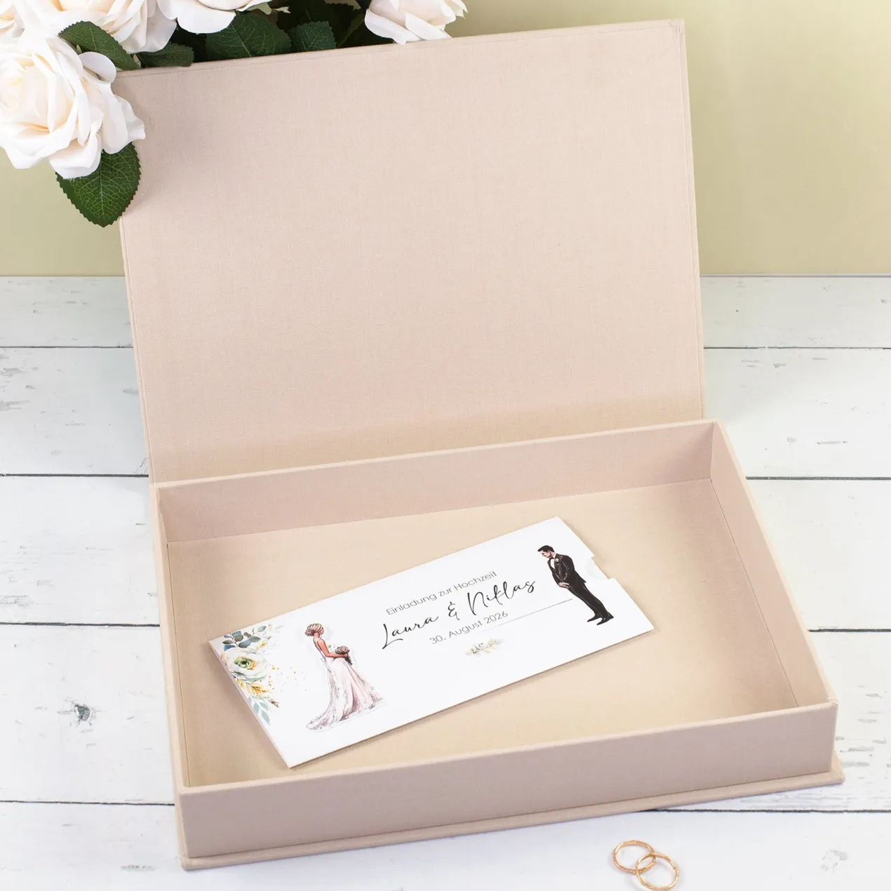 Erinnerungsbox zur Hochzeit personalisiert und handgefertigt | Fotobox in Buch Form mit Eukalyptus Motiv